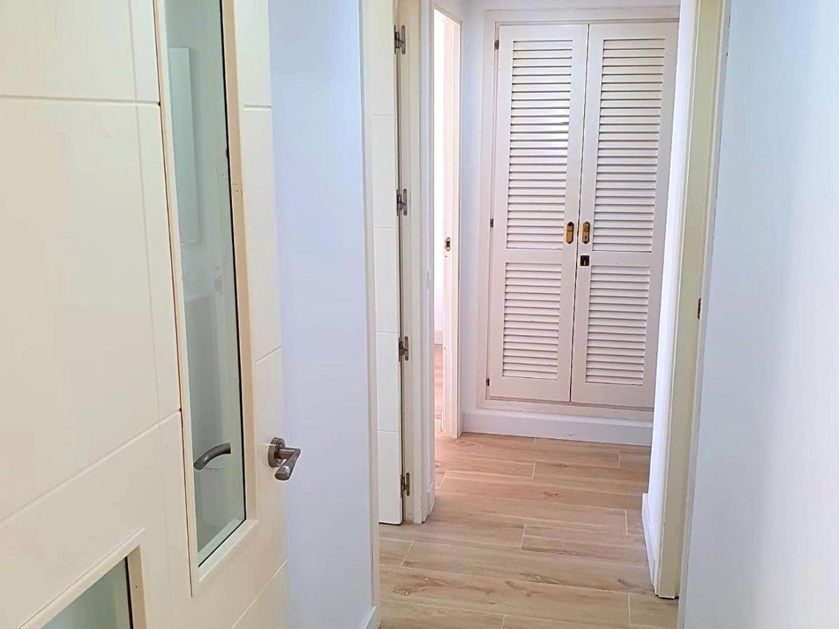 First Line Apartment With 3 Bedrooms And Seaviews เบนิดอร์ม ภายนอก รูปภาพ