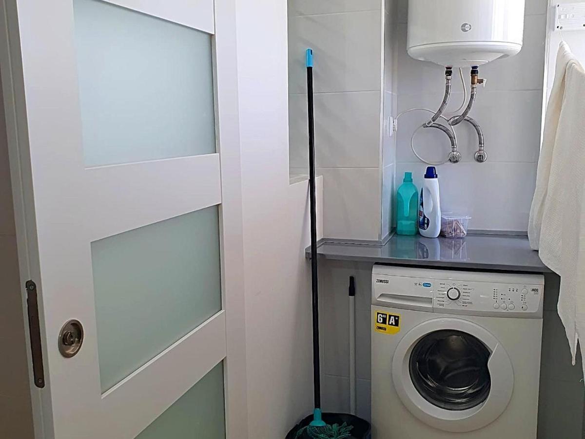 First Line Apartment With 3 Bedrooms And Seaviews เบนิดอร์ม ภายนอก รูปภาพ